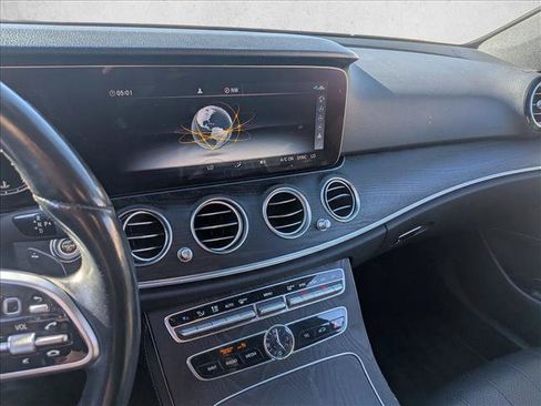 Used 2020 Mercedes-Benz E 350 Sedan w/ Premium Package image 13