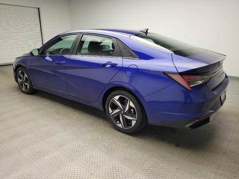 Used 2022 Hyundai Elantra Limited w/ Cargo Package FWD image 3