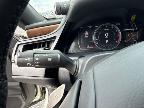 Used 2025 Lexus ES 350 350 w/ Premium Package image 28