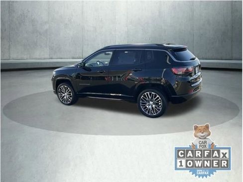 Used 2022 Jeep Compass Limited w/ Elite Group AWD/4WD image 4