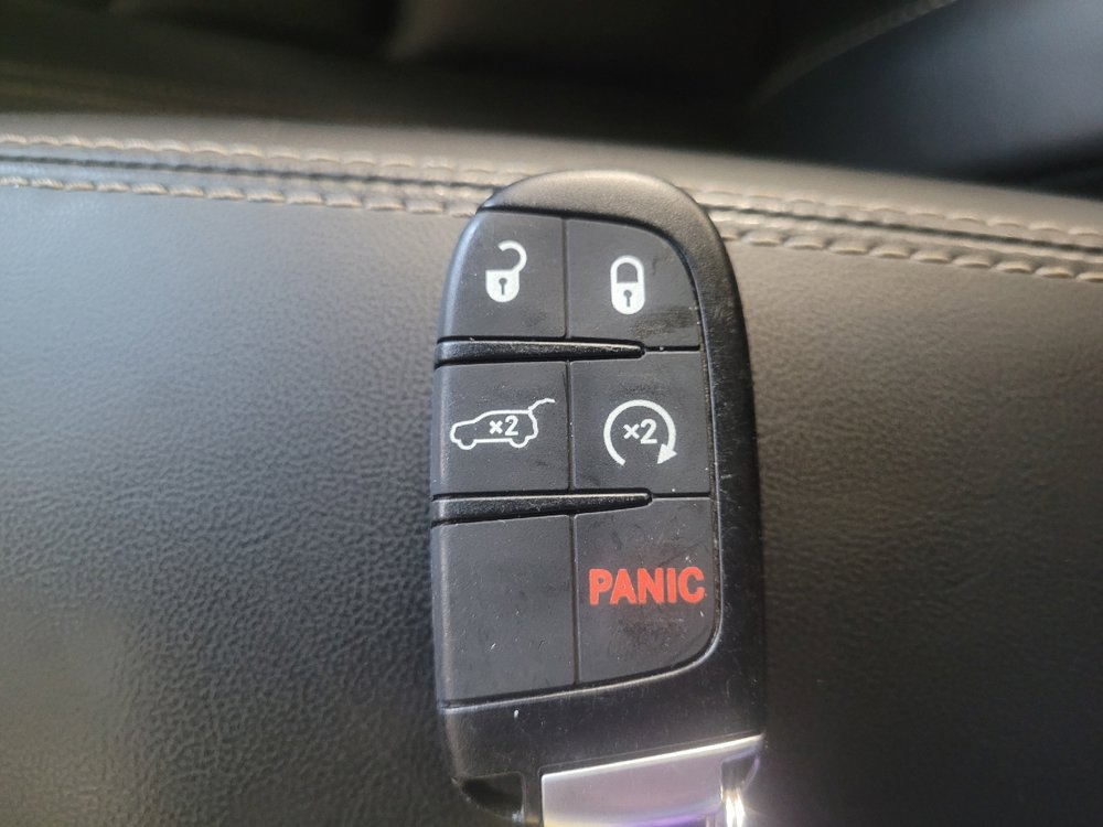 Used 2017 Jeep Grand Cherokee Limited AWD/4WD image 32