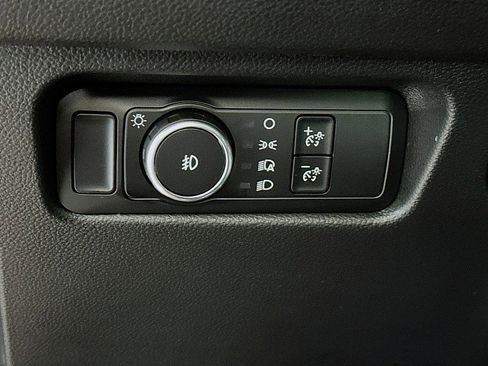 New 2025 Ford Ranger XLT w/ Equipment Group 301A High image 10