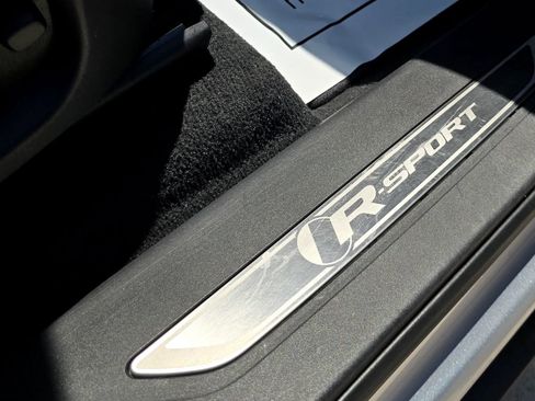 Used 2017 Jaguar F-PACE R-Sport AWD/4WD image 56