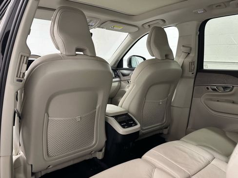 Used 2024 Volvo XC90 B5 Plus w/ Protection Package Premier image 14