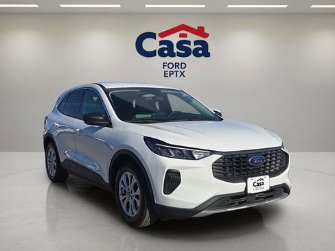 Used 2024 Ford Escape Active image 1