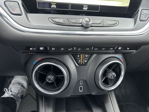 Used 2023 Chevrolet Blazer LT w/ Convenience Package image 36