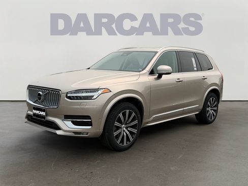Certified 2023 Volvo XC90 B6 Plus AWD/4WD image 3