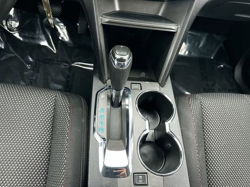 Used 2017 Chevrolet Equinox LT w/ Convenience Package image 33