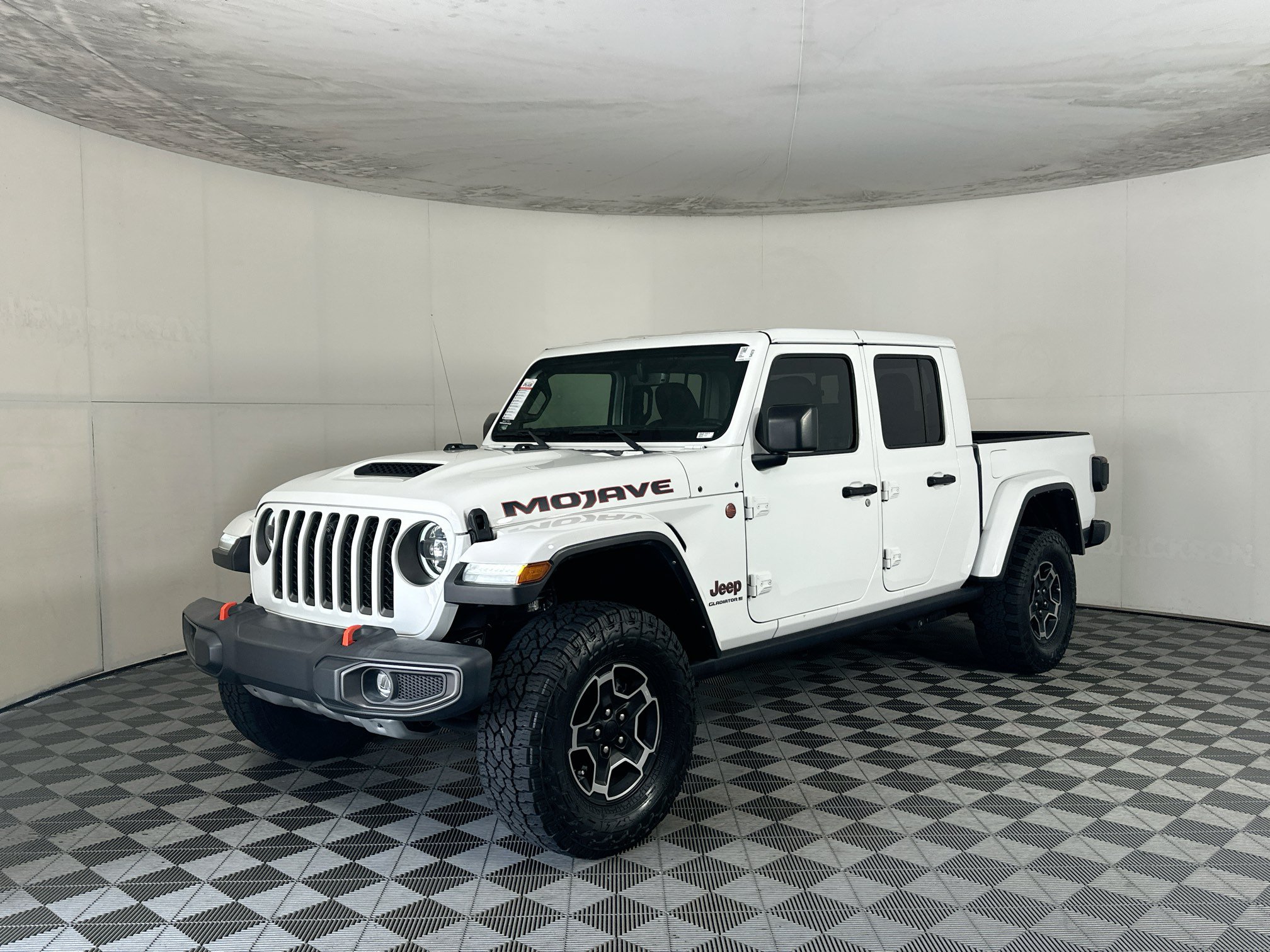 Used 2023 Jeep Gladiator Mojave w/ LED Lighting Group AWD/4WD image 7