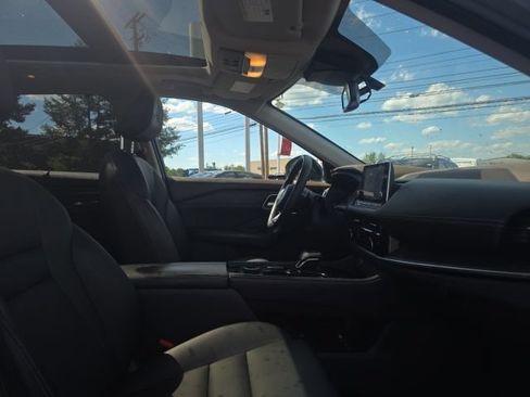 Certified 2021 Nissan Rogue SL AWD/4WD image 10