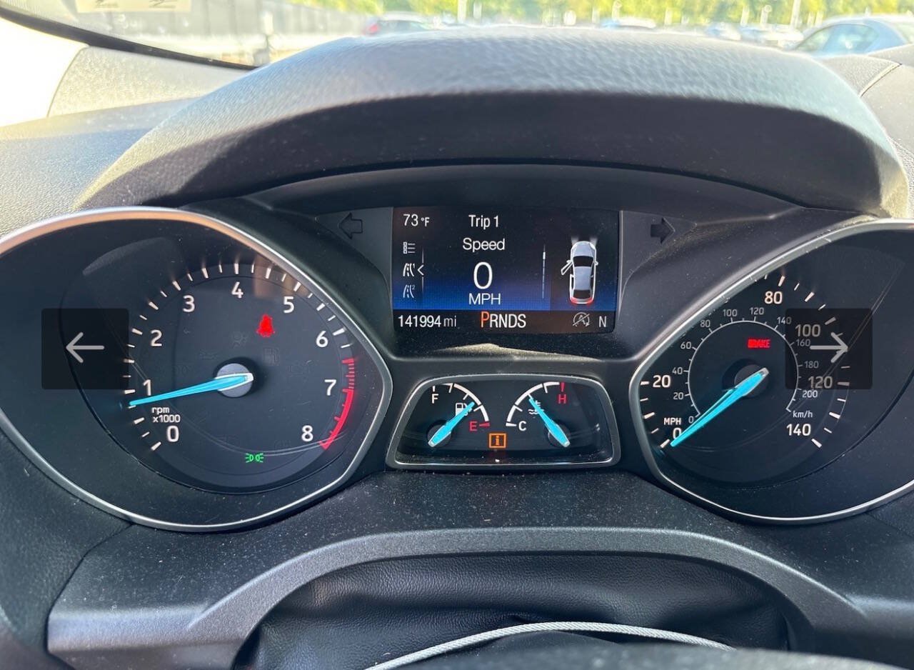 Used 2017 Ford Escape Titanium FWD image 7