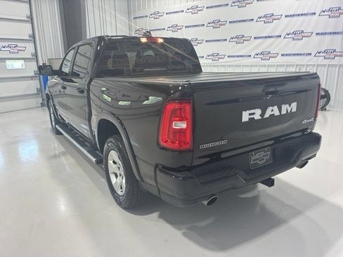 Used 2025 RAM 1500 Big Horn AWD/4WD image 5