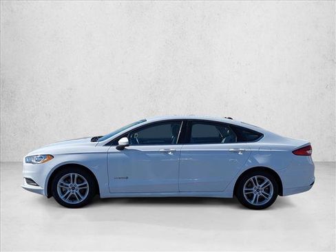 Used 2018 Ford Fusion S image 8
