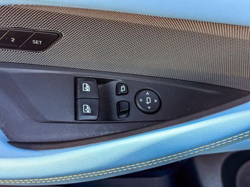 Used 2023 BMW M4 xDrive Competition w/ M Carbon Exterior Package image 20