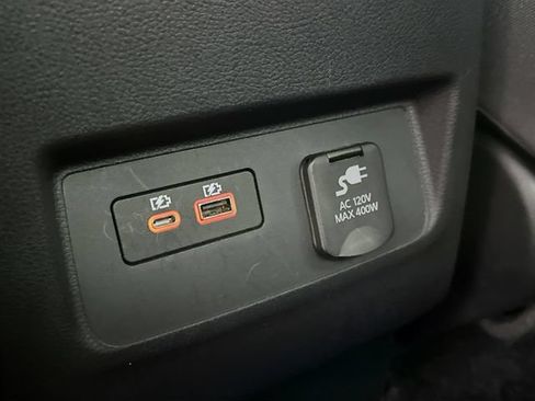 Certified 2023 Nissan Frontier SV w/ SV Convenience Package AWD/4WD image 32