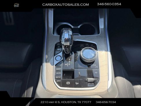 Used 2022 BMW X7 M50i image 18