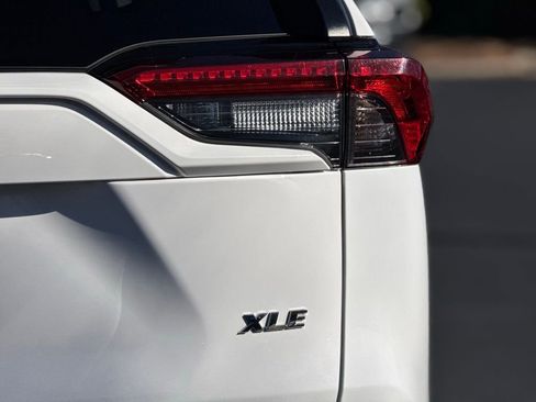 Used 2024 Toyota RAV4 XLE image 11