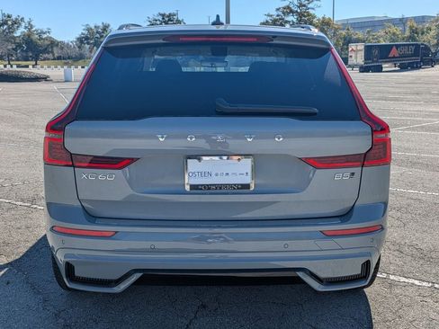 New 2026 Volvo XC60 B5 Ultra w/ Protection Package Premier AWD/4WD image 5
