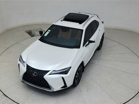 Used 2023 Lexus UX 250h AWD w/ Premium Package image 77