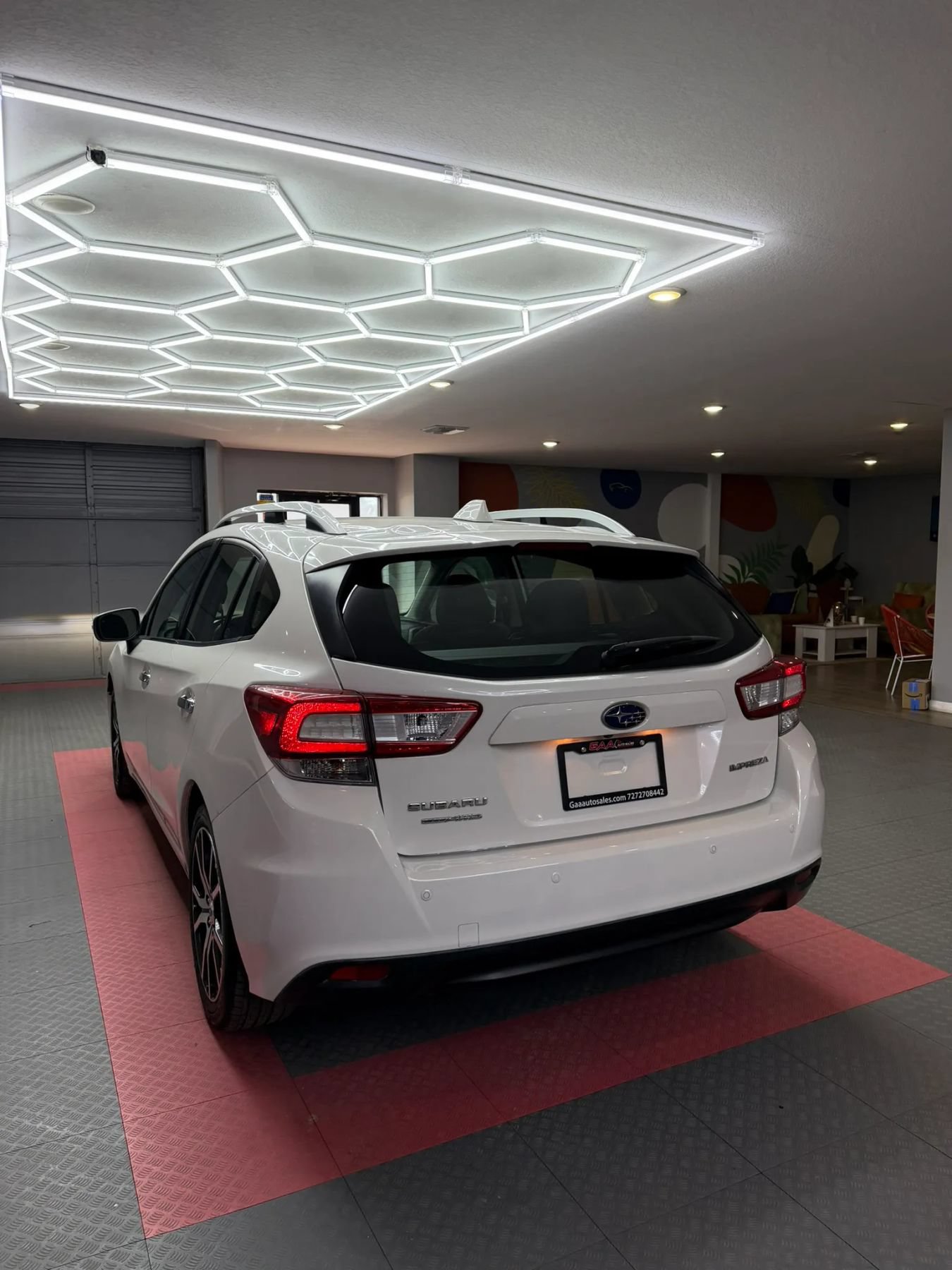 Used 2018 Subaru Impreza 2.0i Limited AWD/4WD image 4