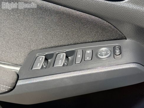 Certified 2025 Honda Civic Sport image 19