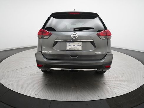 Used 2020 Nissan Rogue SV image 25