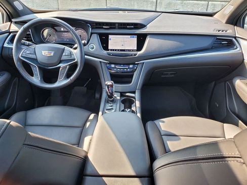 Certified 2024 Cadillac XT5 Premium Luxury w/ LPO, Floor Liner Package AWD/4WD image 20