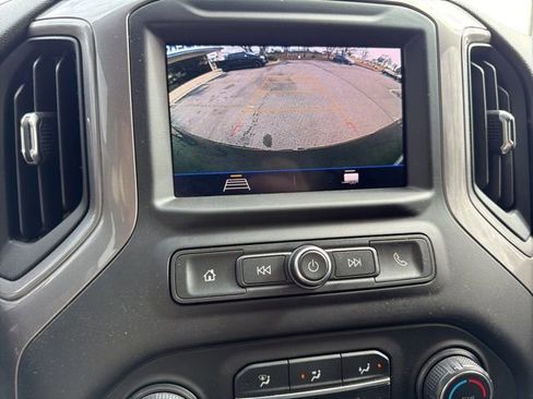 Used 2021 Chevrolet Silverado 1500 Custom image 16