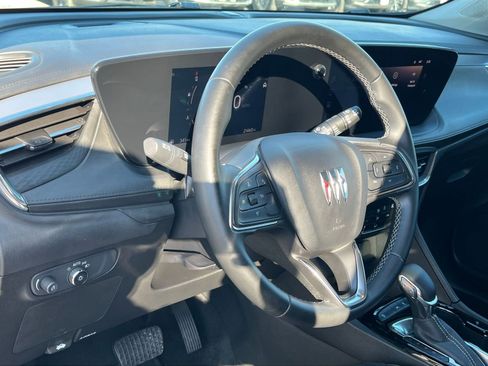 Used 2025 Buick Encore GX Preferred image 33