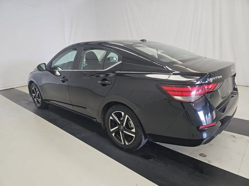 Used 2024 Nissan Sentra SV image 7