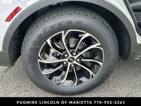 New 2026 Lincoln Nautilus Premier w/ Equipment Group 102A AWD/4WD image 17