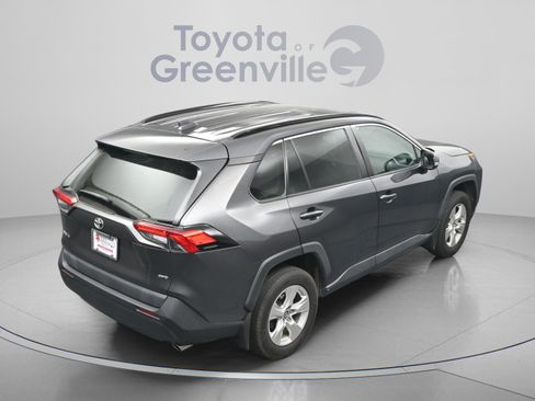 Used 2019 Toyota RAV4 XLE w/ Convenience Package AWD/4WD image 16
