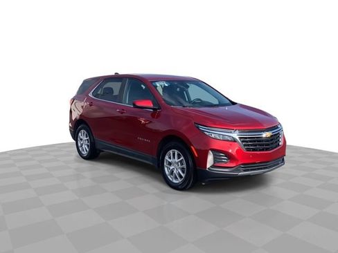 Certified 2024 Chevrolet Equinox LT FWD image 2