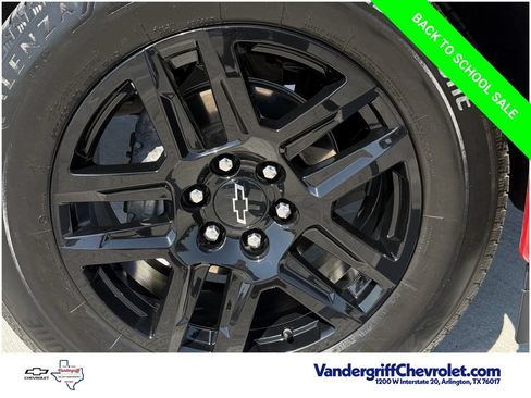 Used 2025 Chevrolet Silverado 1500 Custom RWD image 9