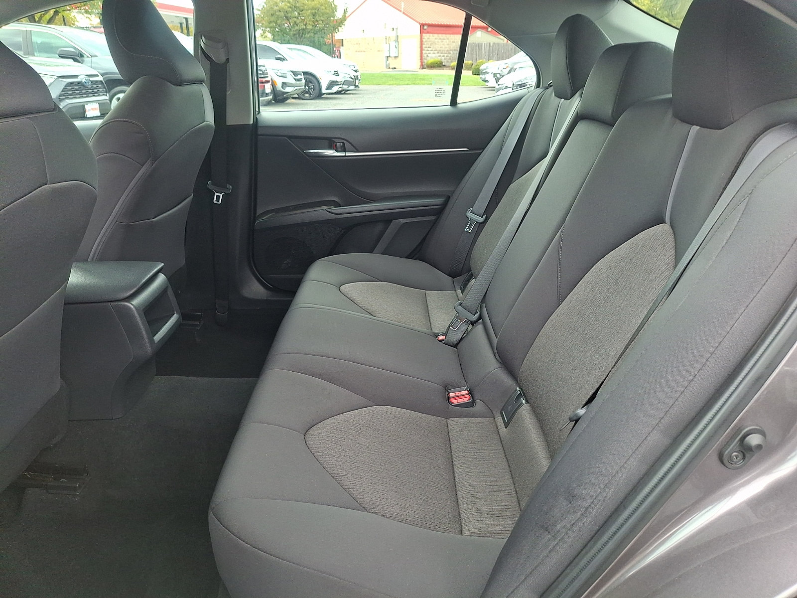 Used 2023 Toyota Camry LE AWD/4WD image 10