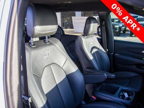 New 2026 Chrysler Pacifica Select w/ S Appearance Package FWD image 69