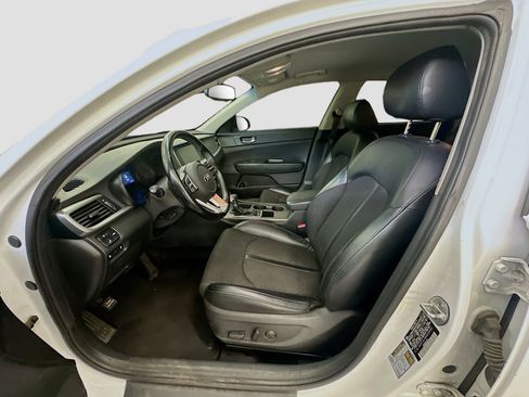 Used 2019 Kia Optima S FWD image 13