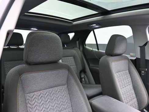 Used 2024 Chevrolet Equinox LT w/ LPO, Floor Liner Package image 29