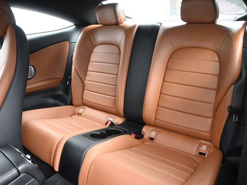 Used 2017 Mercedes-Benz C 300 4MATIC Coupe image 11
