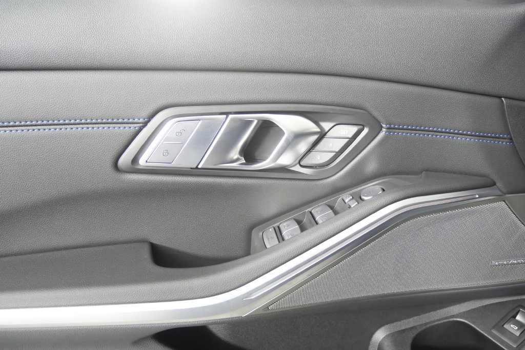New 2026 BMW M340i RWD image 9