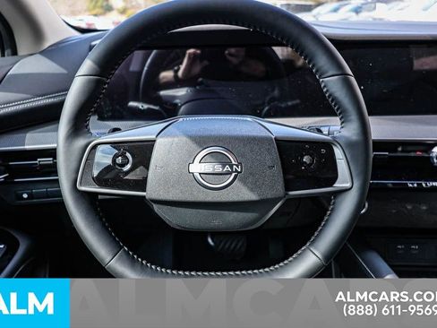 Certified 2025 Nissan Murano SV image 60