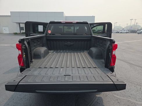 Used 2025 Chevrolet Silverado 1500 RST w/ Convenience Package II AWD/4WD image 22
