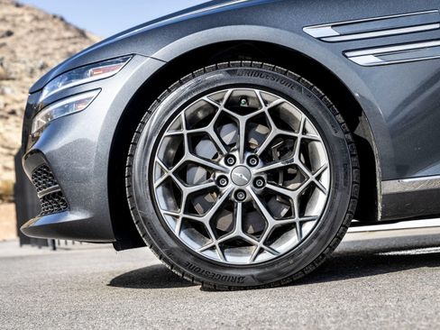 Used 2021 Genesis G80 2.5T w/ Advanced Package RWD image 6