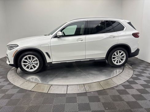 Used 2021 BMW X5 xDrive45e w/ Premium Package 3 AWD/4WD image 4