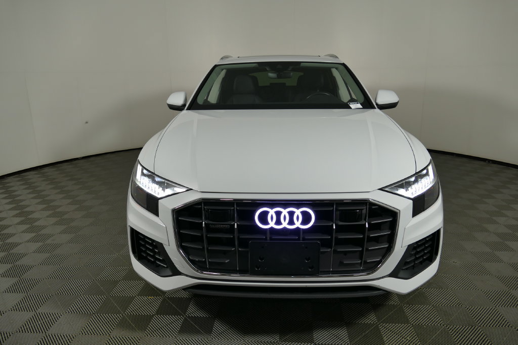 Used 2023 Audi Q8 Premium Plus AWD/4WD image 8