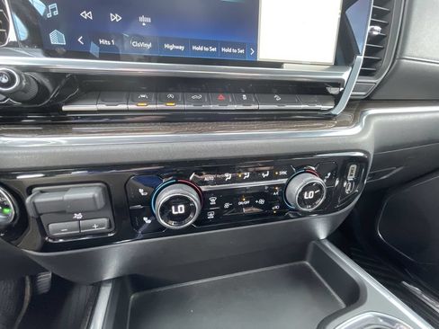 Certified 2022 Chevrolet Silverado 1500 LT Trail Boss AWD/4WD image 35