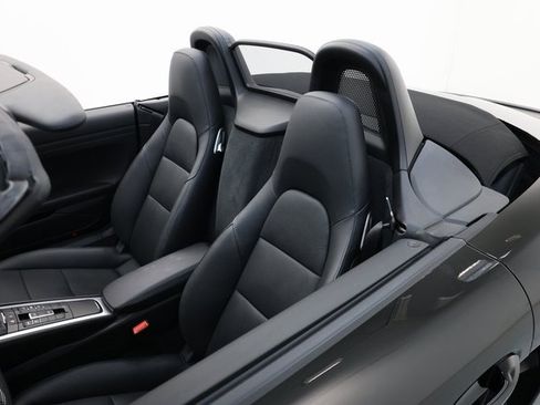 Used 2024 Porsche 718 Boxster S image 88