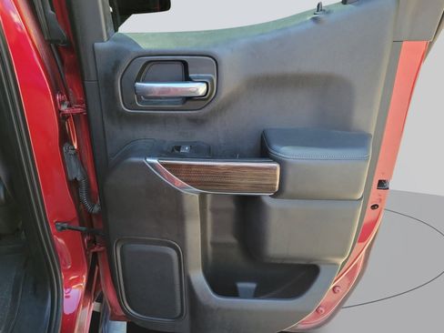 Used 2019 Chevrolet Silverado 1500 RST AWD/4WD image 35