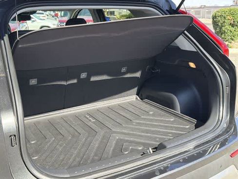 Used 2023 Kia Niro EX image 26