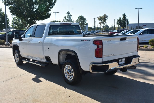 Used 2025 Chevrolet Silverado 2500 LT w/ Convenience Package AWD/4WD image 9